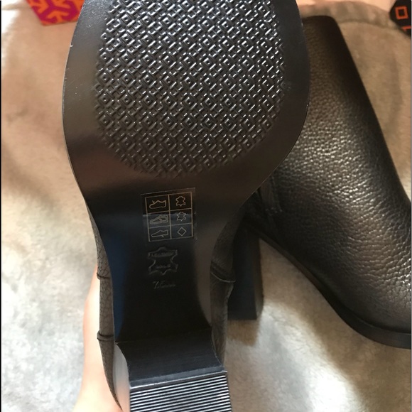 Brand new Tory Burch heeled boots - Picture 5 of 6